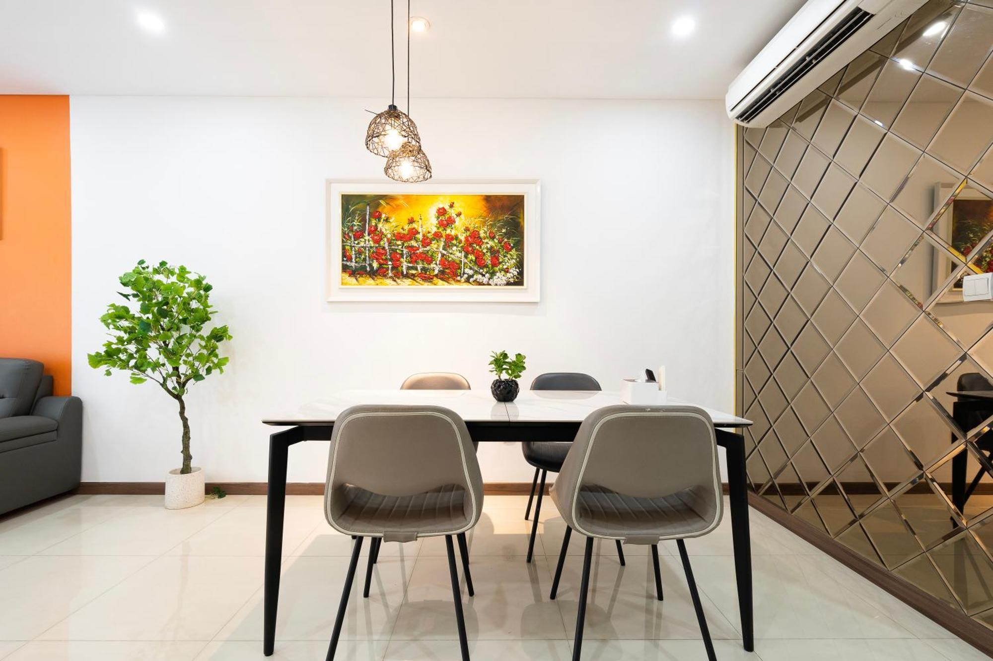 Ho Ha Do Quan 10 2br 2wc Ho Chi Minh City